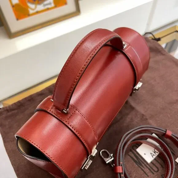 Moynat Women Pre-Loved Bag Very Good Condition - Picture 2 of 9